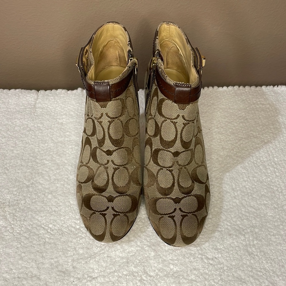 Coach signature boots
